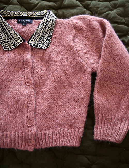 [BONJOUR DIARY] Cardigan with embroidered collar _ Pink