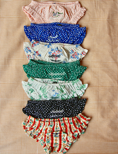 [Bonjour Diary] Set of 7 embroidered panties