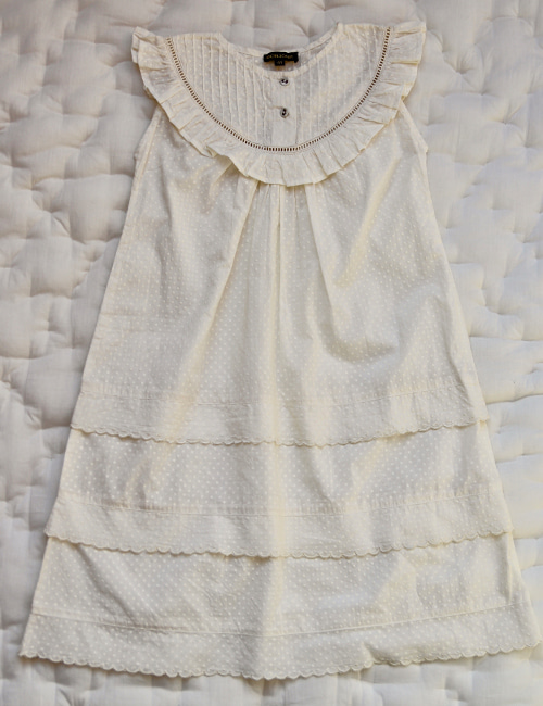 [Bonjour Diary] Sleeveless Romantic dress with festoon embroidery  _ Ecru dot voile