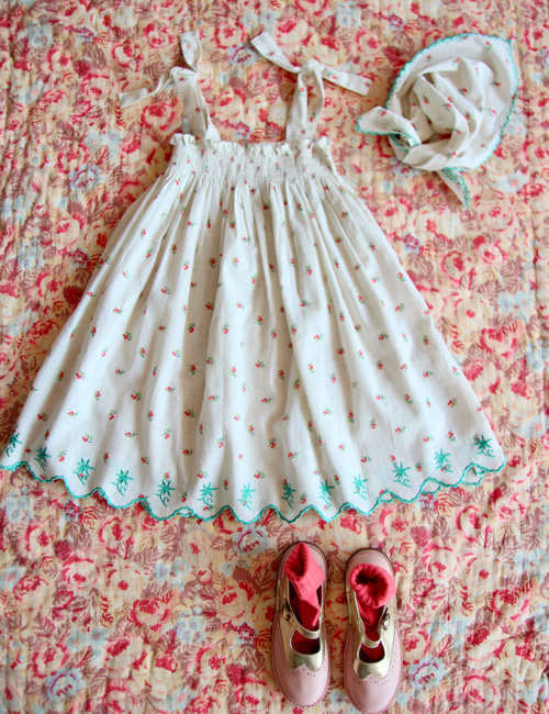 [BONJOUR DIARY] Dress skirt + Scarf with scallop embroidery _ Small flower print