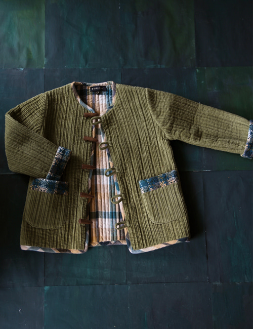 [BONJOUR DIARY]Reversible Quilted Jacket with Embroidery (cotton filling) _ Moss green Corduroy [6Y, 8Y]