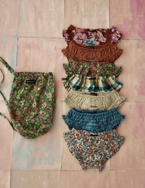 [BONJOUR DIARY]Panty pack ) Set of 7 pcs with bag  _　7 different fabrics[10Y, 12Y]